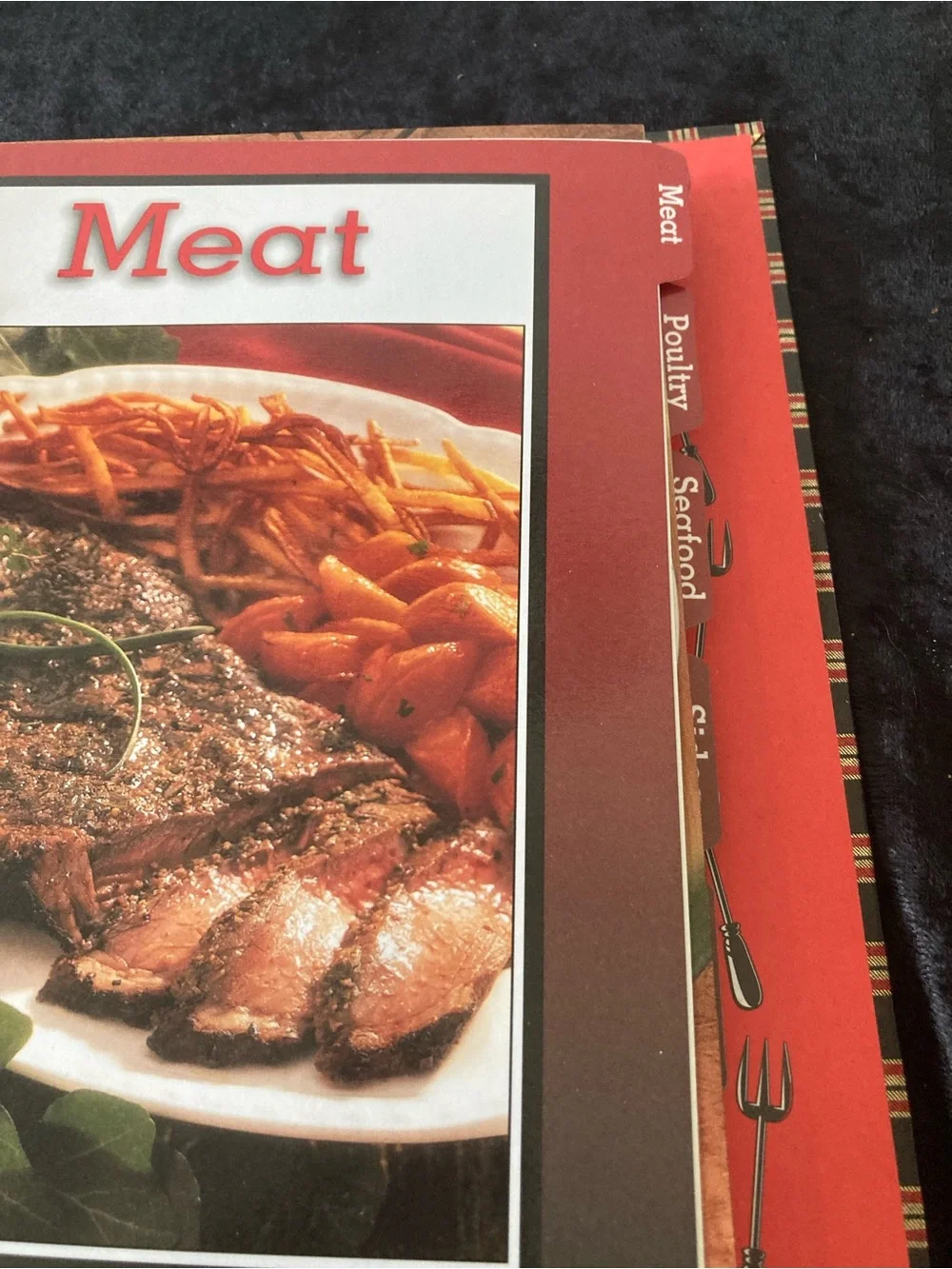Great Grilling Cookbook - Easy to make Recipes Hardcover Binder